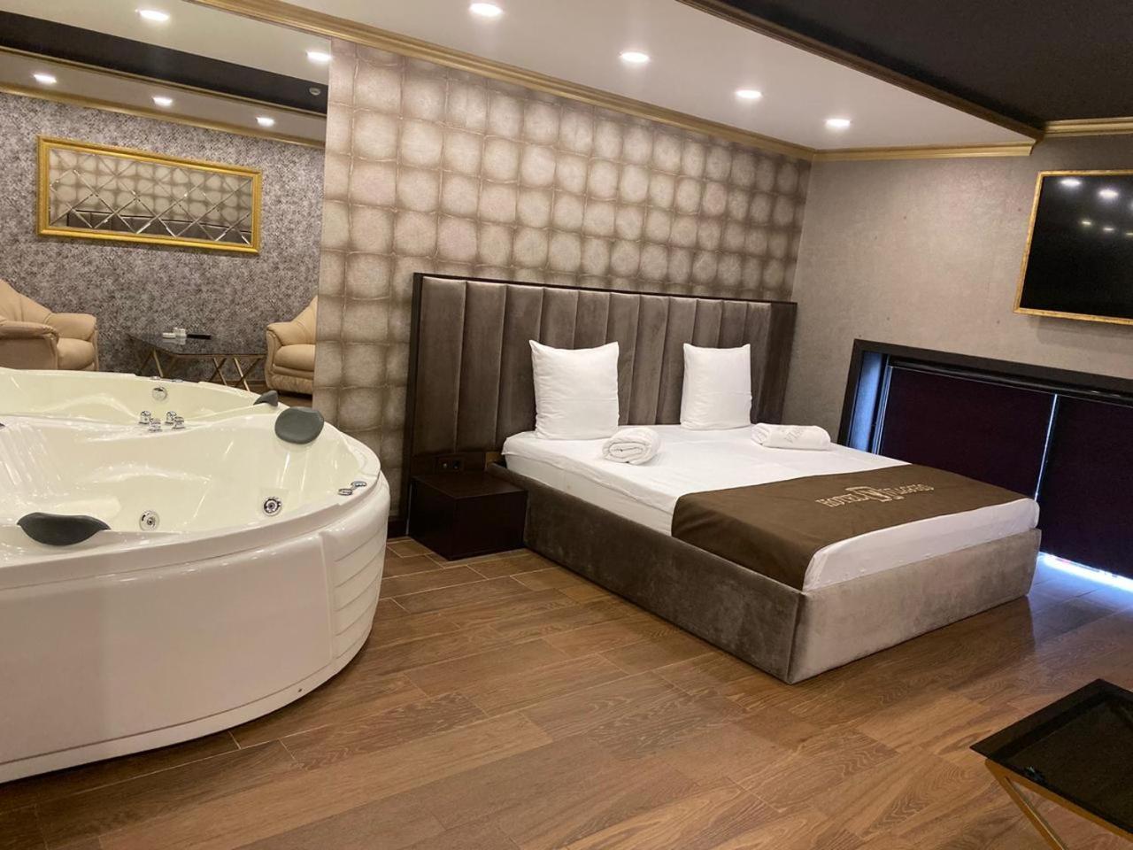 Vg Hotel Єреван Екстер'єр фото