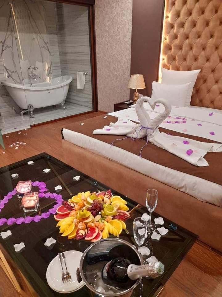 Vg Hotel Єреван Екстер'єр фото