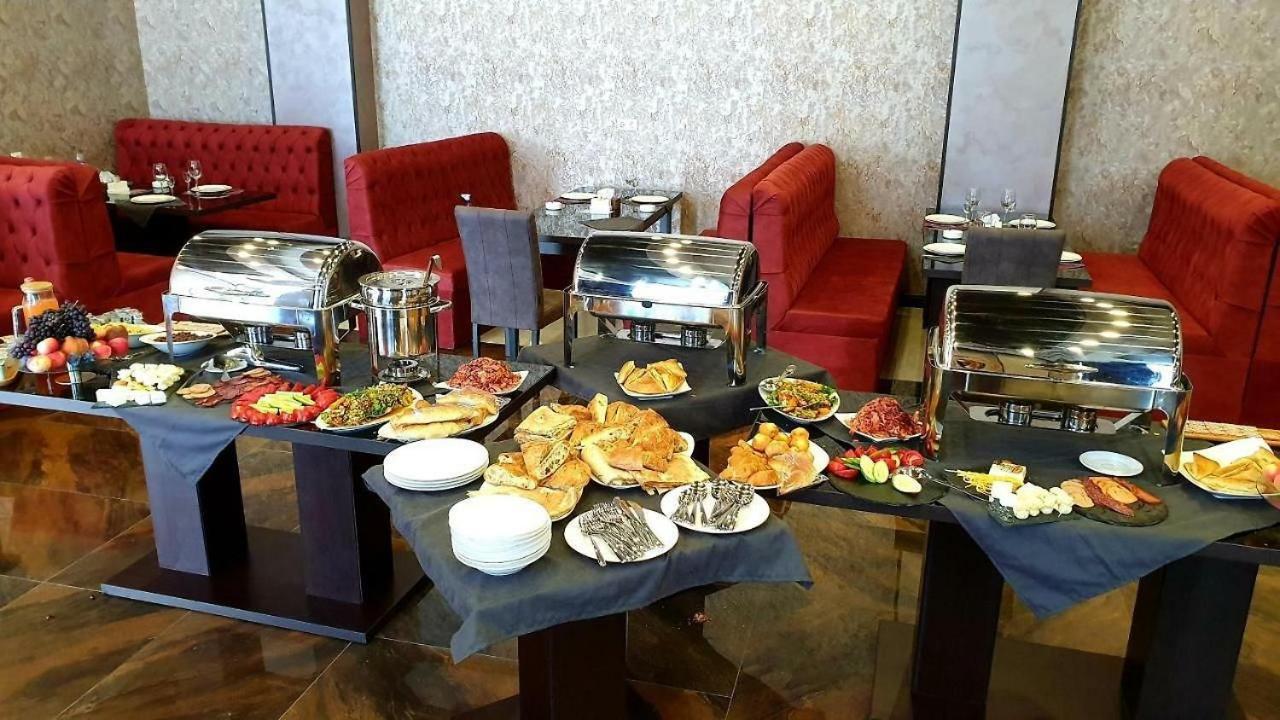Vg Hotel Єреван Екстер'єр фото